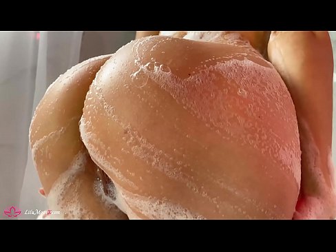 ❤️ Brunette onanerer fisse med vibrator til intens orgasme i brusebad ❤❌ Porno at da.tukifporno.ru ❌